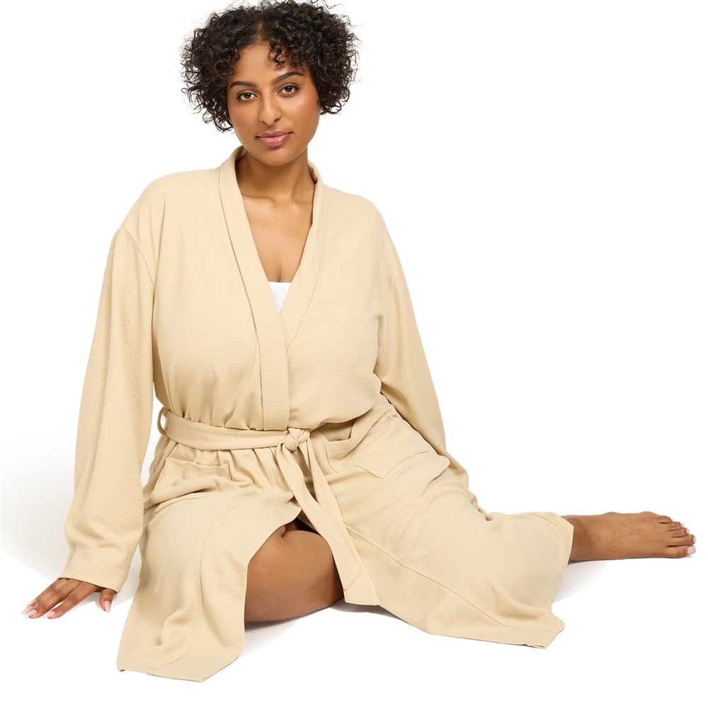 Linen & Dot Cream Waffle Knit Robe - Picture 9 of 11